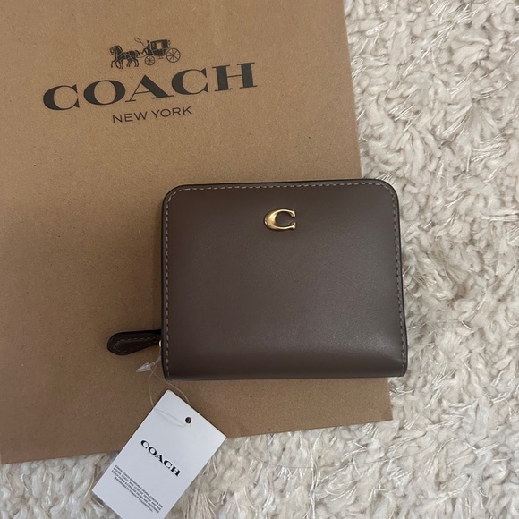 Coach Handbags - NWT!! Coach Women Bilfold Wallet in Dark Stone Great Gift Idea